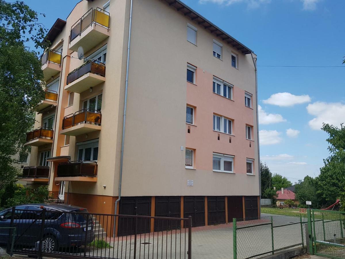Bazsi Apartman Siófok Exteriér fotografie